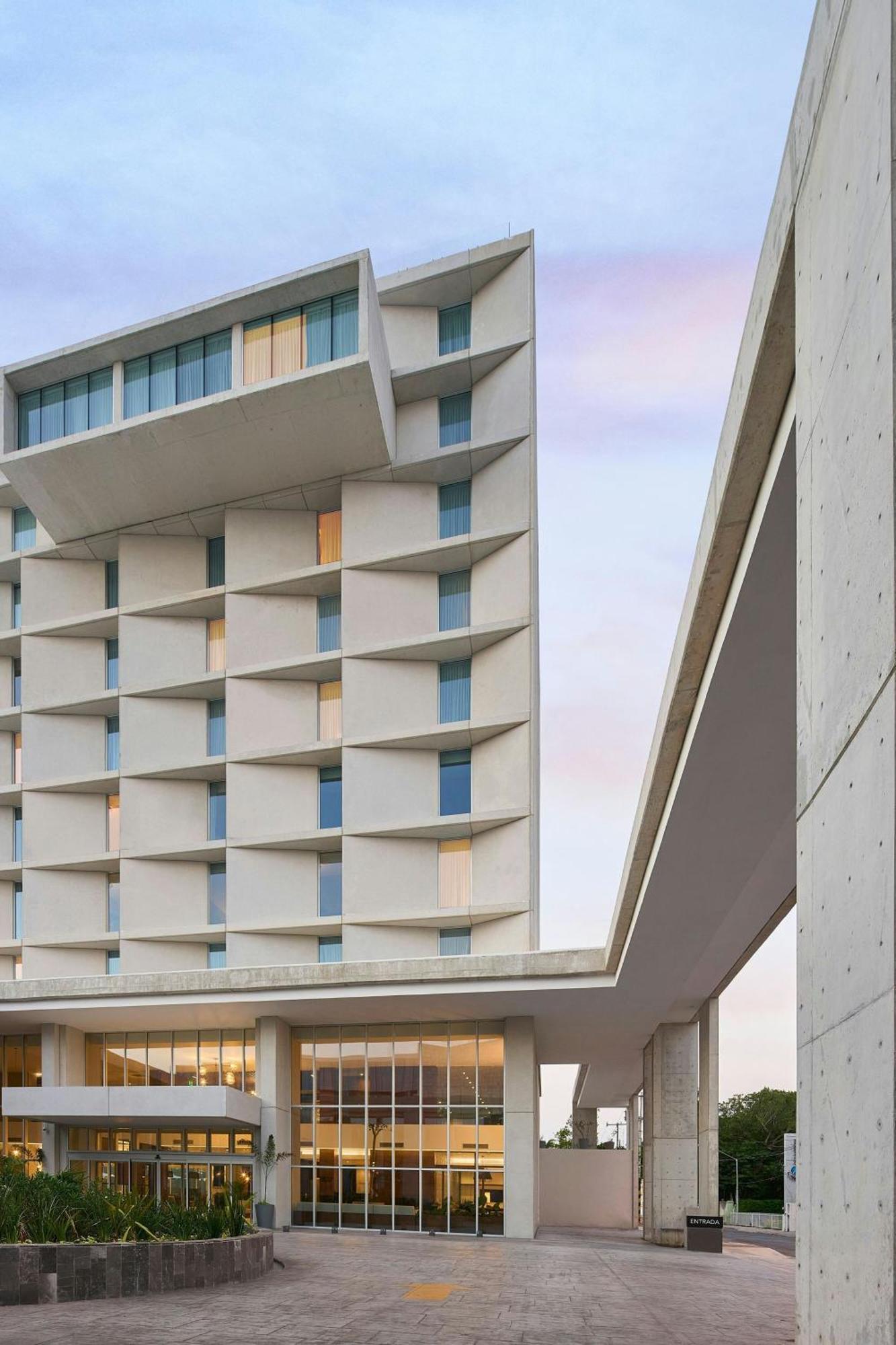 Courtyard By Marriott Merida Downtown エクステリア 写真